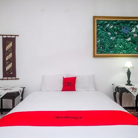 Reddoorz Syariah At Griya Raharja Klaten Esterno foto