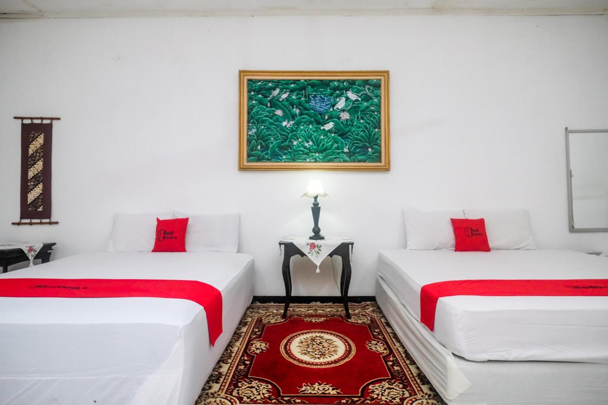 Reddoorz Syariah At Griya Raharja Klaten Esterno foto