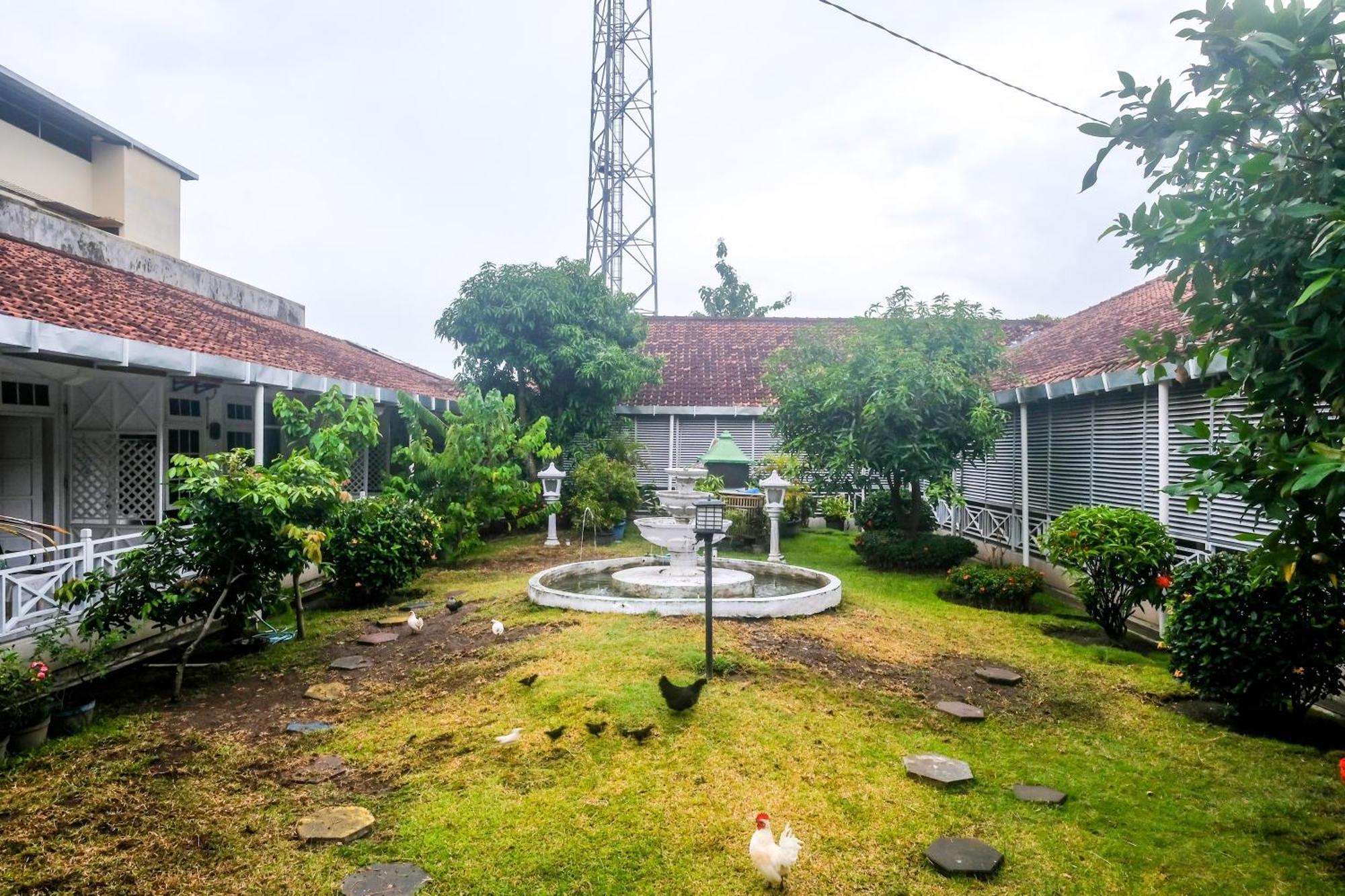Reddoorz Syariah At Griya Raharja Klaten Esterno foto