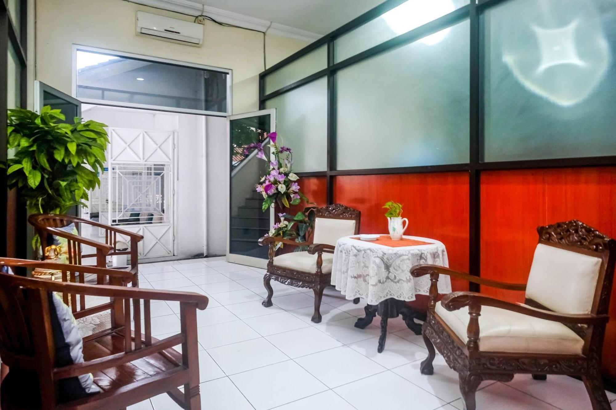 Reddoorz Syariah At Griya Raharja Klaten Esterno foto