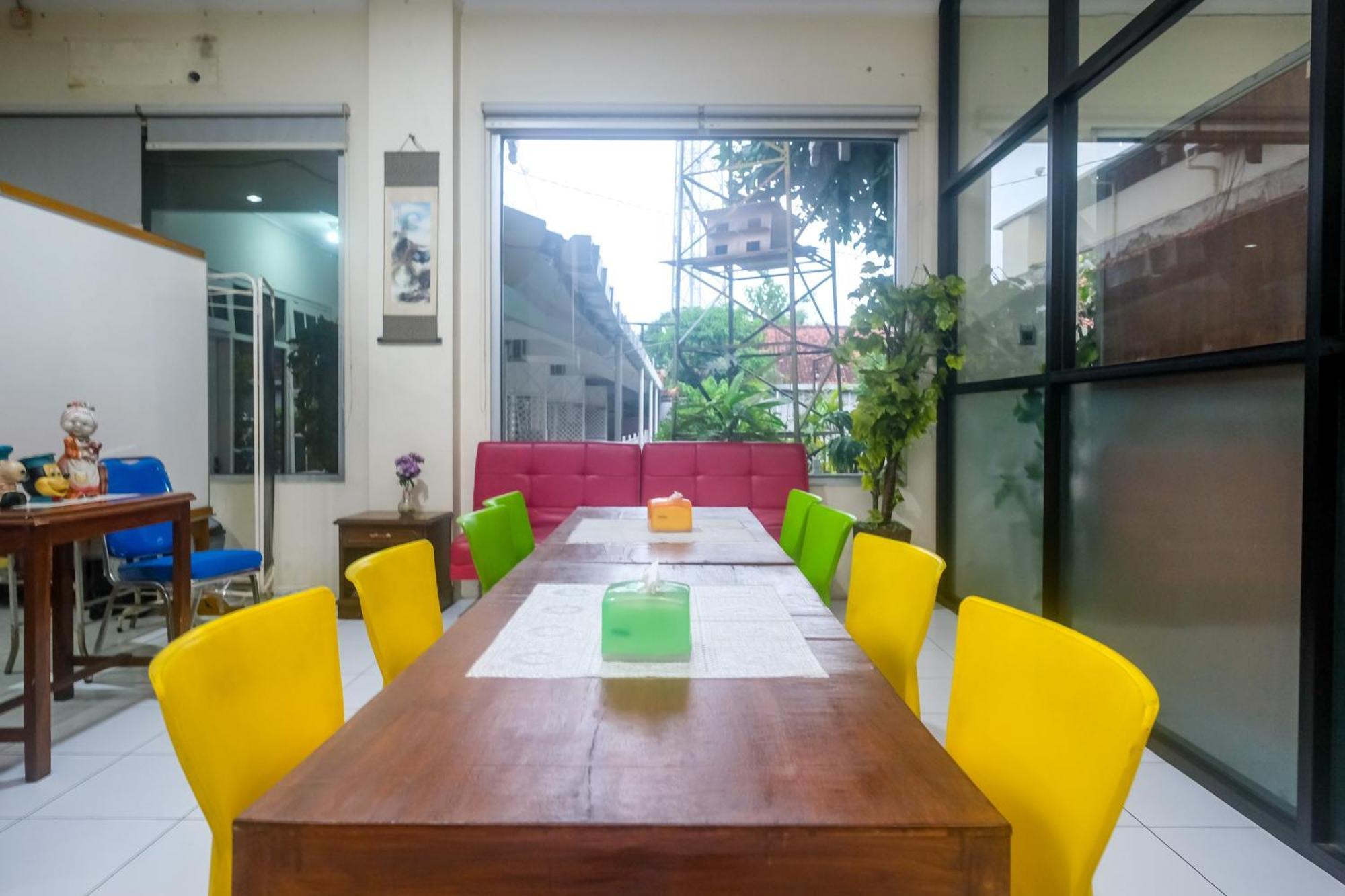Reddoorz Syariah At Griya Raharja Klaten Esterno foto