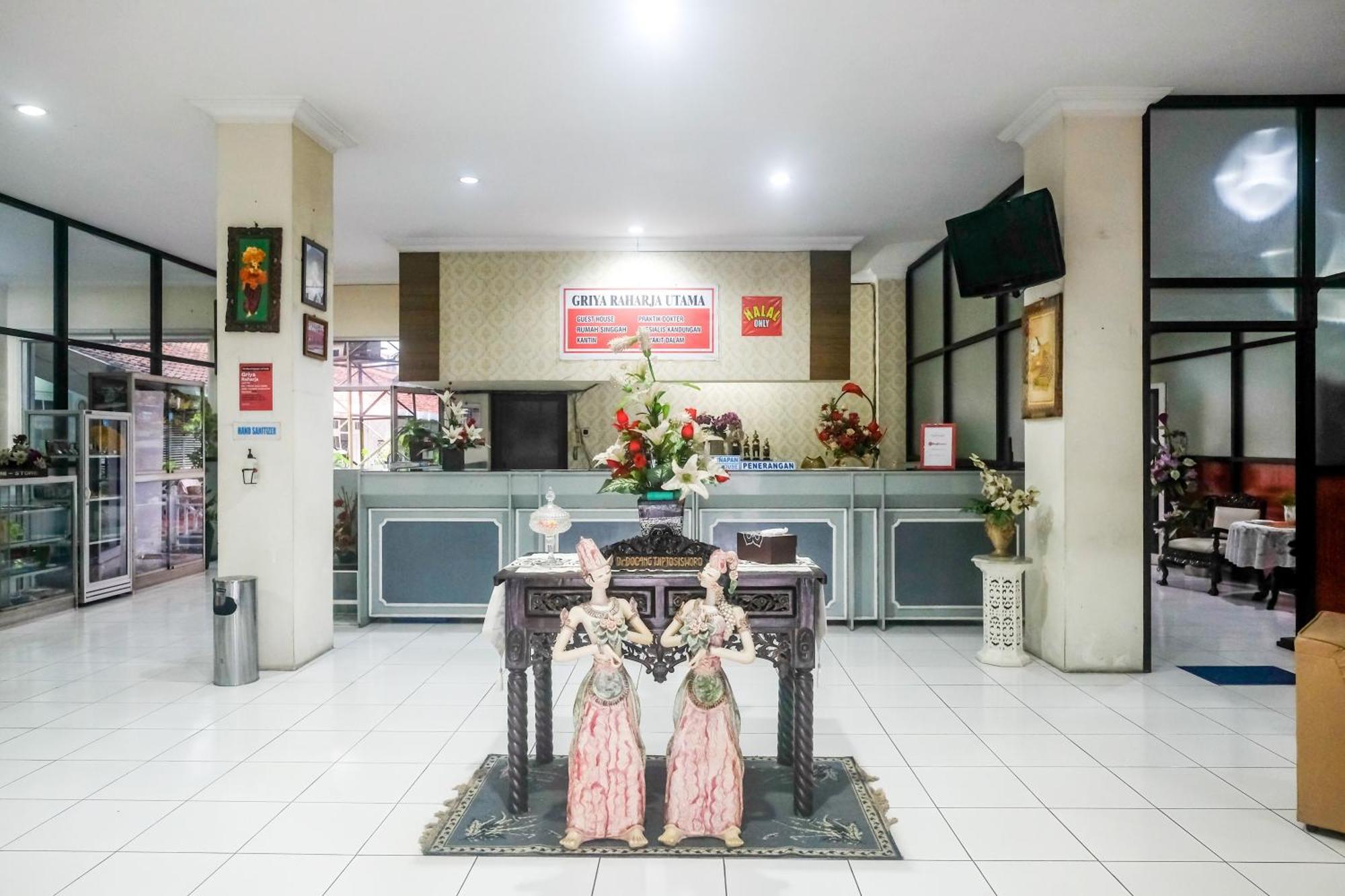 Reddoorz Syariah At Griya Raharja Klaten Esterno foto