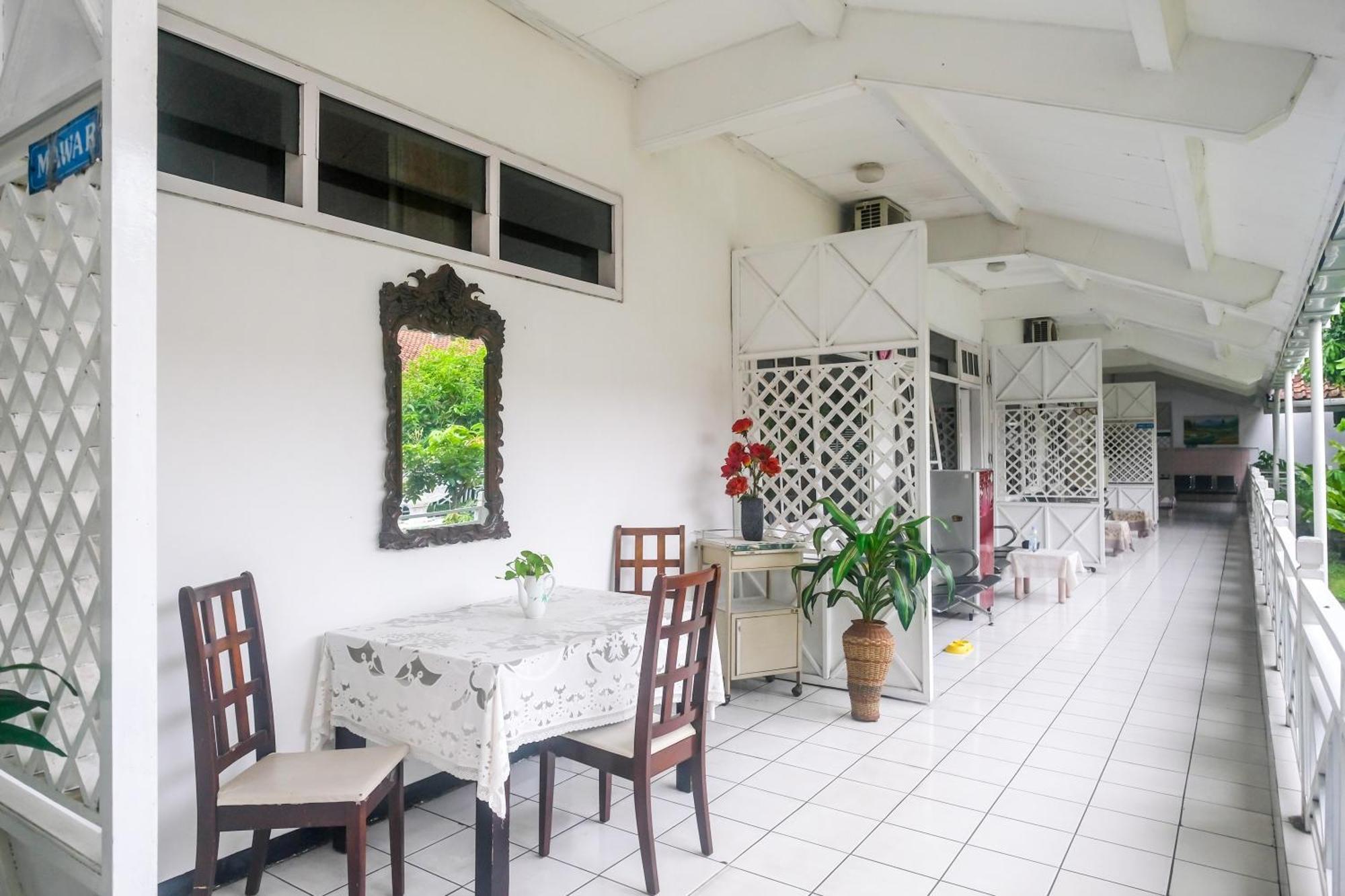 Reddoorz Syariah At Griya Raharja Klaten Esterno foto